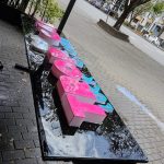 Restauración de aviso luminoso para fachada comercial en Medellín